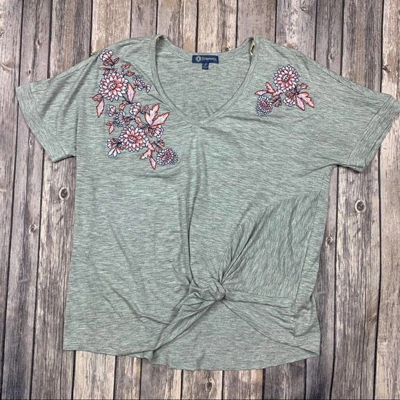 Democracy Floral embroidered Rayon tee - Picture 2 of 5